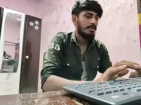 krishjaat43 online show from October 3, 2025, 4:41 pm