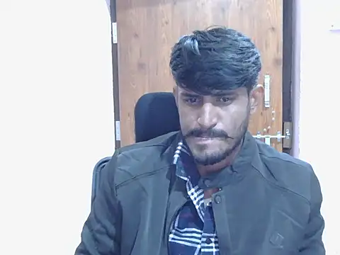 krishjaat43 online show from November 23, 2025, 6:40 pm