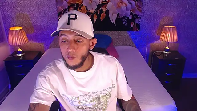 Snapshot of jonas_conor chatting on September 19, 2025, 8:24 pm jonas conor online show from September 19, 2025, 8:24 pm