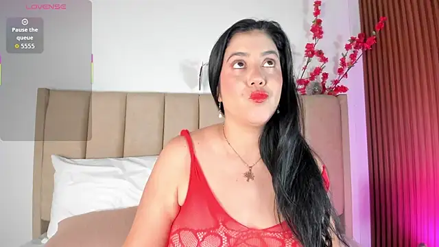 Snapshot of _Cris_Spicy_ chatting on September 27, 2025, 7:42 pm  Cris Spicy  online show from September 27, 2025, 7:42 pm