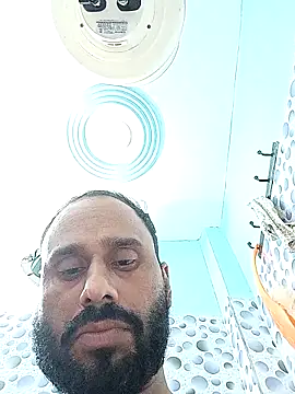 Snapshot of amitkumarkangra chatting on September 17, 2025, 12:45 am amitkumarkangra online show from September 17, 2025, 12:45 am