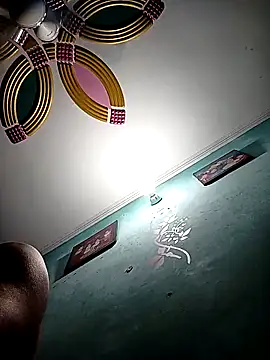 Snapshot of amitkumarkangra chatting on September 27, 2025, 8:09 am amitkumarkangra online show from September 27, 2025, 8:09 am