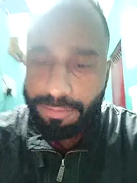 Snapshot of amitkumarkangra chatting on October 8, 2025, 12:34 am amitkumarkangra online show from October 8, 2025, 12:34 am