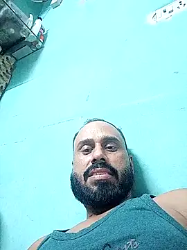 Snapshot of amitkumarkangra chatting on October 28, 2025, 4:17 pm amitkumarkangra online show from October 28, 2025, 4:17 pm