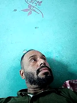 Snapshot of amitkumarkangra chatting on September 21, 2025, 2:28 am amitkumarkangra online show from September 21, 2025, 2:28 am