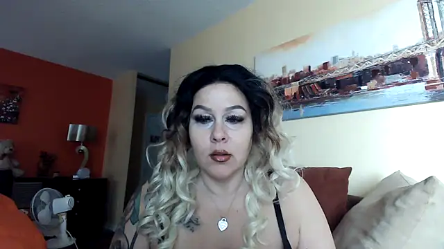 number1slut online show from March 4, 2025, 4:30 pm