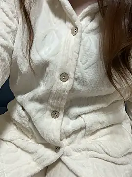 mayu06000 online show from January 11, 2026, 4:14 pm