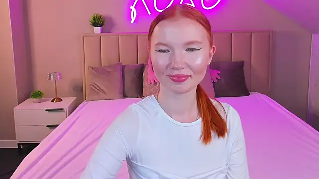 Anna Patterson online show from October 9, 2025, 10:38 am