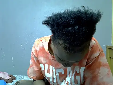 Snapshot of Sweetlanah chatting on October 3, 2025, 8:21 pm Sweetlanah online show from October 3, 2025, 8:21 pm