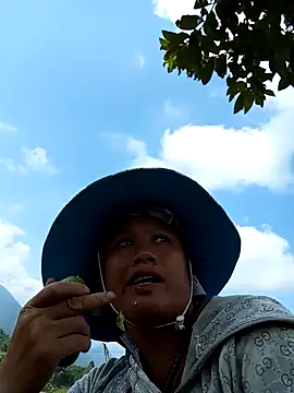 Bibilenu online show from October 18, 2025, 4:14 am