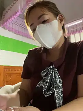 Old girl online show from October 27, 2025, 12:22 am