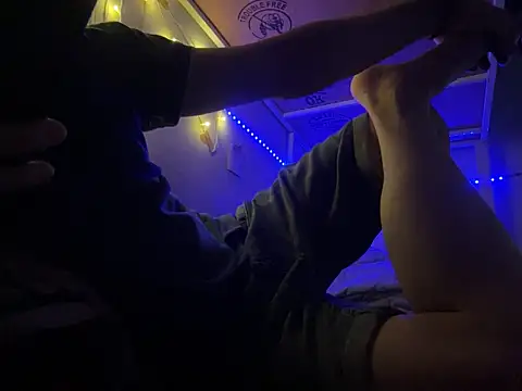 FitNhot sam online show from October 4, 2025, 2:29 pm