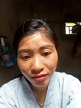 Phuongphuongg online show from October 8, 2025, 2:02 am