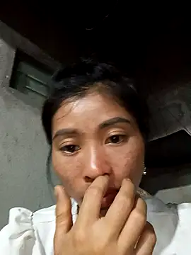 Phuongphuongg online show from October 17, 2025, 1:02 pm