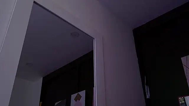 Snapshot of CriistallMuller chatting on September 24, 2025, 5:41 pm CriistallMuller online show from September 24, 2025, 5:41 pm