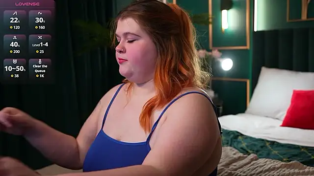 Mia Ray online show from February 3, 2026, 5:29 pm