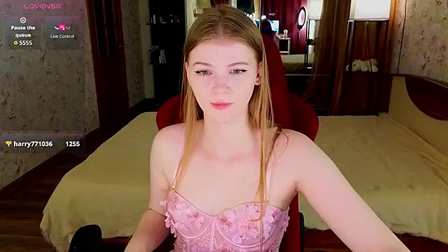 Snapshot of Jenny_Skinner20 chatting on May 13, 2026, 6:48 pm Jenny Skinner20 online show from May 13, 2026, 6:48 pm