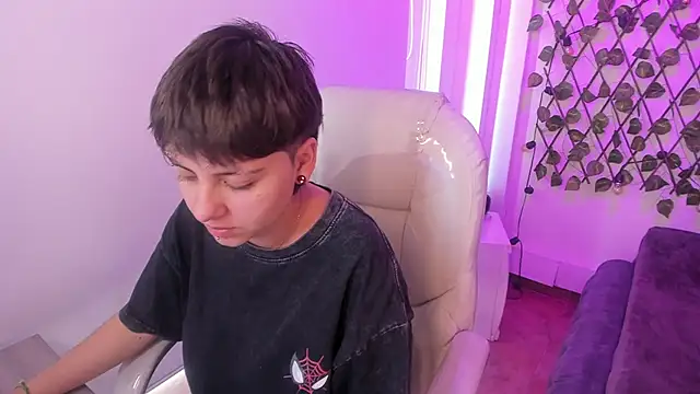 Nathaly ds online show from February 26, 2026, 7:36 pm