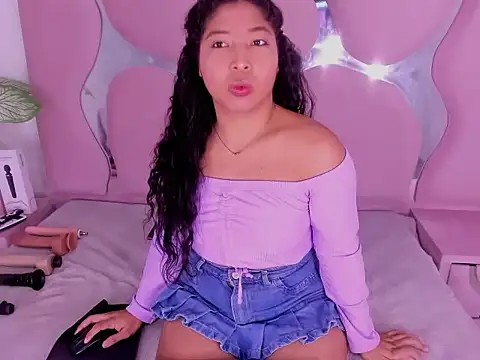 Snapshot of eithanasm chatting on September 22, 2025, 6:30 am eithanasm online show from September 22, 2025, 6:30 am