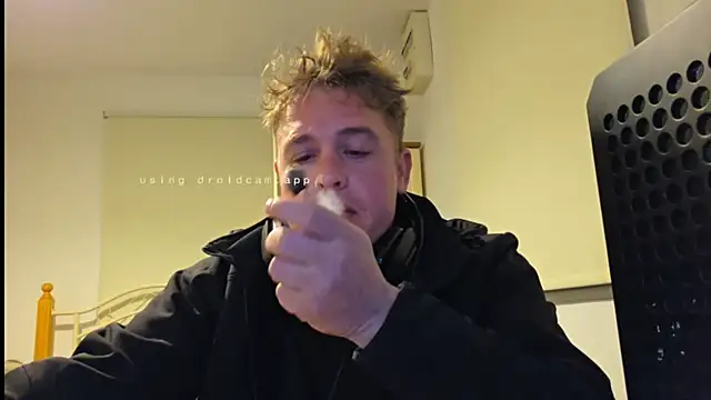 Snapshot of giovanotto47 chatting on September 21, 2025, 3:00 am giovanotto47 online show from September 21, 2025, 3:00 am