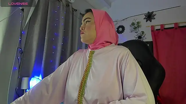 Snapshot of MarianFadel chatting on February 7, 2026, 12:57 pm MarianFadel online show from February 7, 2026, 12:57 pm