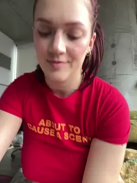 zarialove online show from March 21, 2026, 9:19 pm