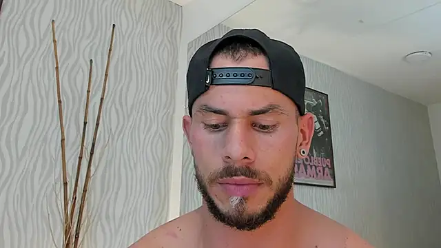 dylan jacobx online show from July 16, 2026, 7:33 pm