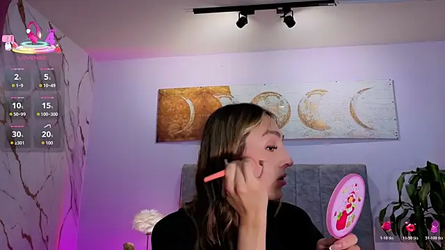 antonellastar24  online show from April 10, 2026, 8:05 pm