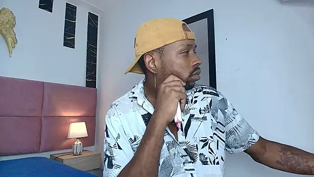 Snapshot of muller_asher chatting on September 20, 2025, 4:17 am muller asher online show from September 20, 2025, 4:17 am