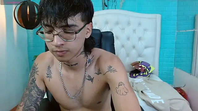 derekfly online show from September 16, 2025, 3:18 am