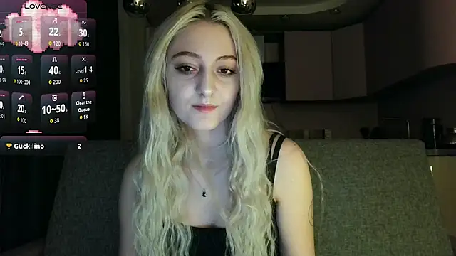 Snapshot of white_liillyy chatting on October 18, 2025, 6:54 pm white liillyy online show from October 18, 2025, 6:54 pm