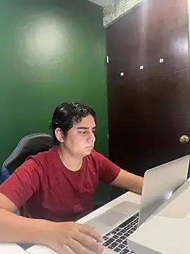 Snapshot of Thiagoforyou chatting on November 17, 2025, 4:11 pm Thiagoforyou online show from November 17, 2025, 4:11 pm