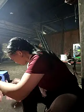 Snapshot of Exembin chatting on October 4, 2025, 12:28 pm Exembin online show from October 4, 2025, 12:28 pm