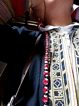 Snapshot of Exembin chatting on October 15, 2025, 6:22 am Exembin online show from October 15, 2025, 6:22 am