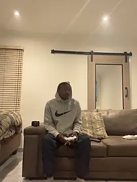 Snapshot of AllDayBbC chatting on May 12, 2026, 10:38 pm AllDayBbC online show from May 12, 2026, 10:38 pm