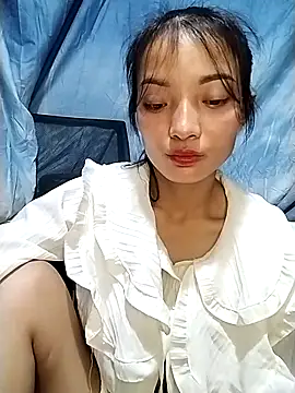 Snapshot of tdtd98 chatting on October 17, 2025, 4:53 pm tdtd98 online show from October 17, 2025, 4:53 pm