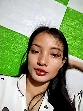 Snapshot of tdtd98 chatting on October 23, 2025, 2:16 pm tdtd98 online show from October 23, 2025, 2:16 pm