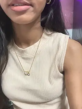 Snapshot of Desire_Zoya chatting on February 23, 2026, 3:23 pm Desire Zoya online show from February 23, 2026, 3:23 pm