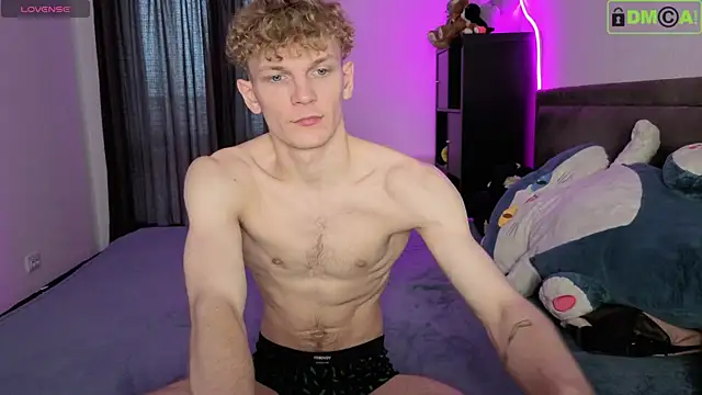 Snapshot of adam_chris chatting on October 4, 2025, 7:10 am adam chris online show from October 4, 2025, 7:10 am