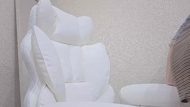 miho-ch online show from February 10, 2026, 12:48 pm