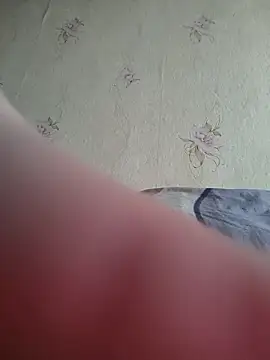 EvelinCutex online show from April 4, 2026, 7:15 am