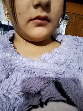 Anushka14321 online show from November 13, 2025, 8:57 pm