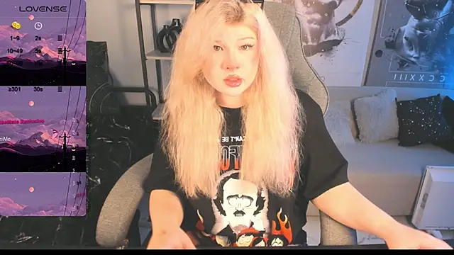 Snapshot of LilithNelson chatting on October 22, 2025, 5:45 pm LilithNelson online show from October 22, 2025, 5:45 pm