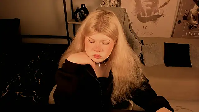 Snapshot of LilithNelson chatting on October 7, 2025, 5:25 pm LilithNelson online show from October 7, 2025, 5:25 pm