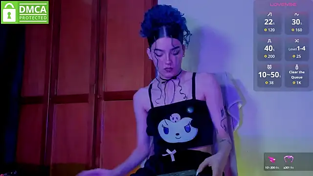 Bluedarkelf888 online show from September 18, 2025, 6:11 pm