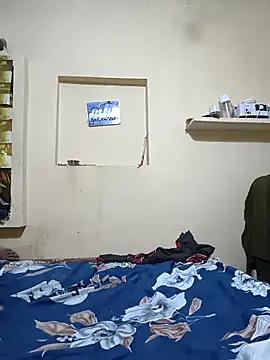 RAYI Queen 2 online show from March 26, 2026, 10:40 pm