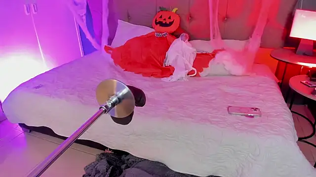 Snapshot of Karol_Pagee chatting on October 24, 2025, 4:00 am Karol Pagee online show from October 24, 2025, 4:00 am