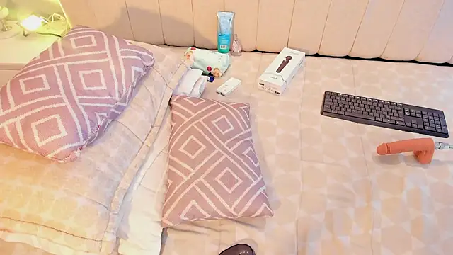 manyaa  online show from September 30, 2025, 7:31 pm