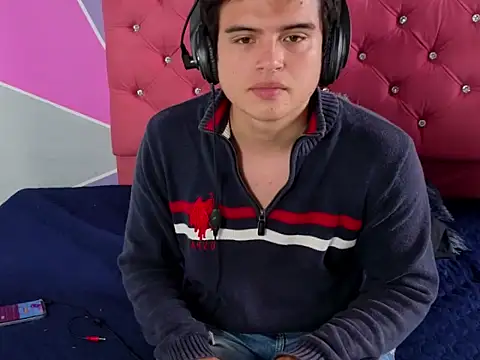 invincible200 online show from October 5, 2025, 2:08 pm