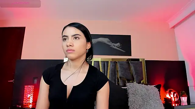 Snapshot of ScarletTorres chatting on October 4, 2025, 3:02 pm ScarletTorres online show from October 4, 2025, 3:02 pm